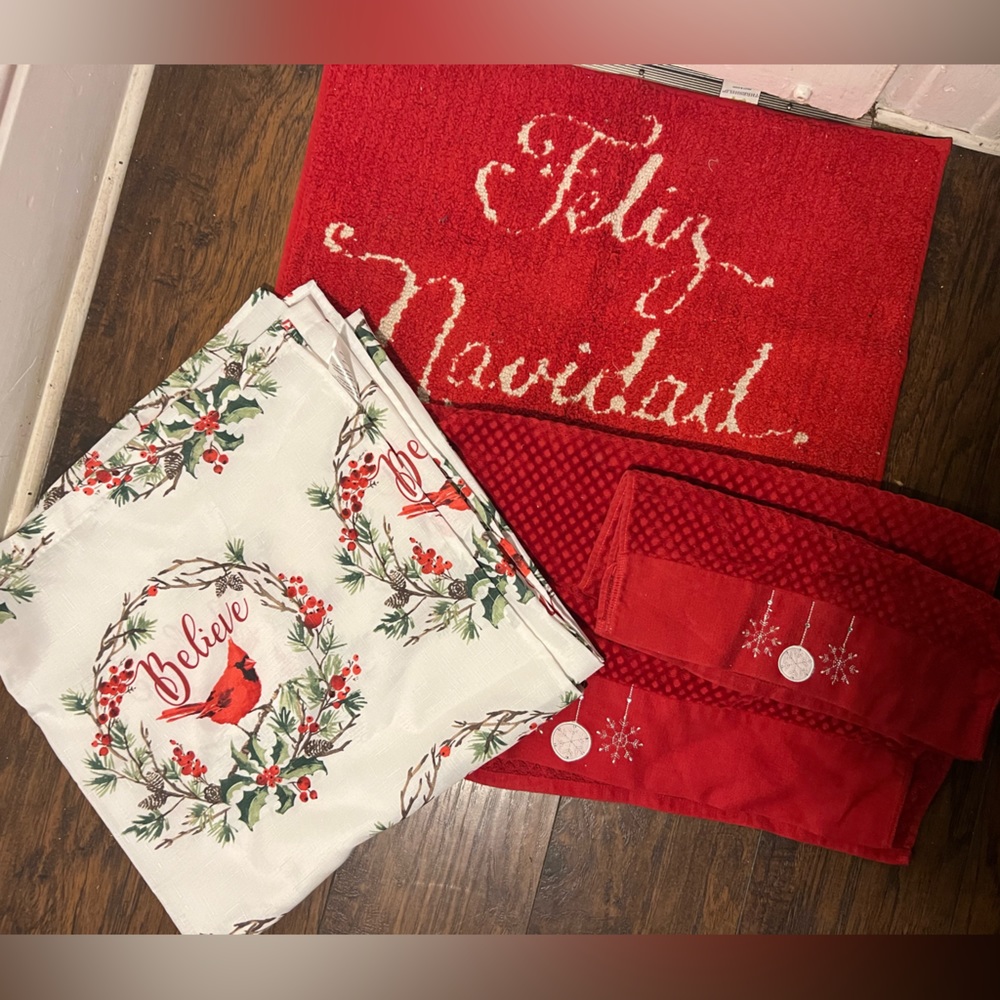 Bathroom decor set